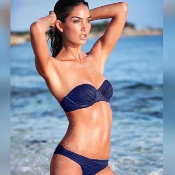 ✨Victoria Secret Convertible Halter Bikini Top✨ - Picture 1 of 6